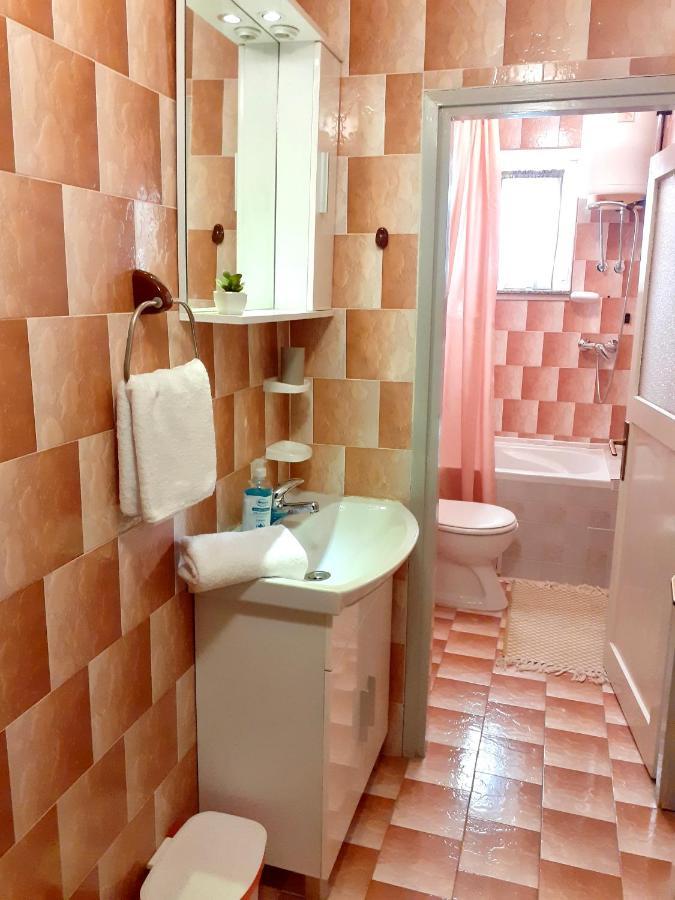 Apartment Nina Сен Екстериор снимка