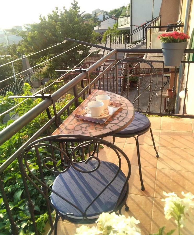 Apartment Nina Сен Екстериор снимка